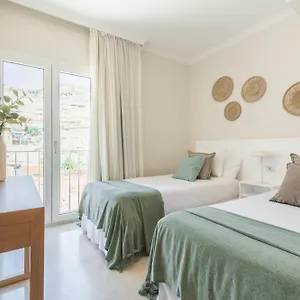 lavaderos-suites.tenerifehoteles.net/